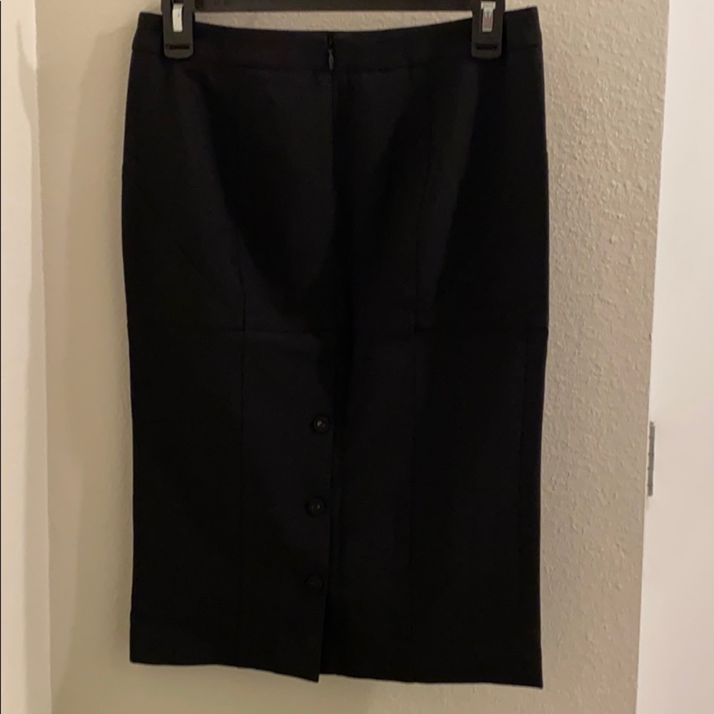 Body by Victoria Skirt - Picture 4 of 5